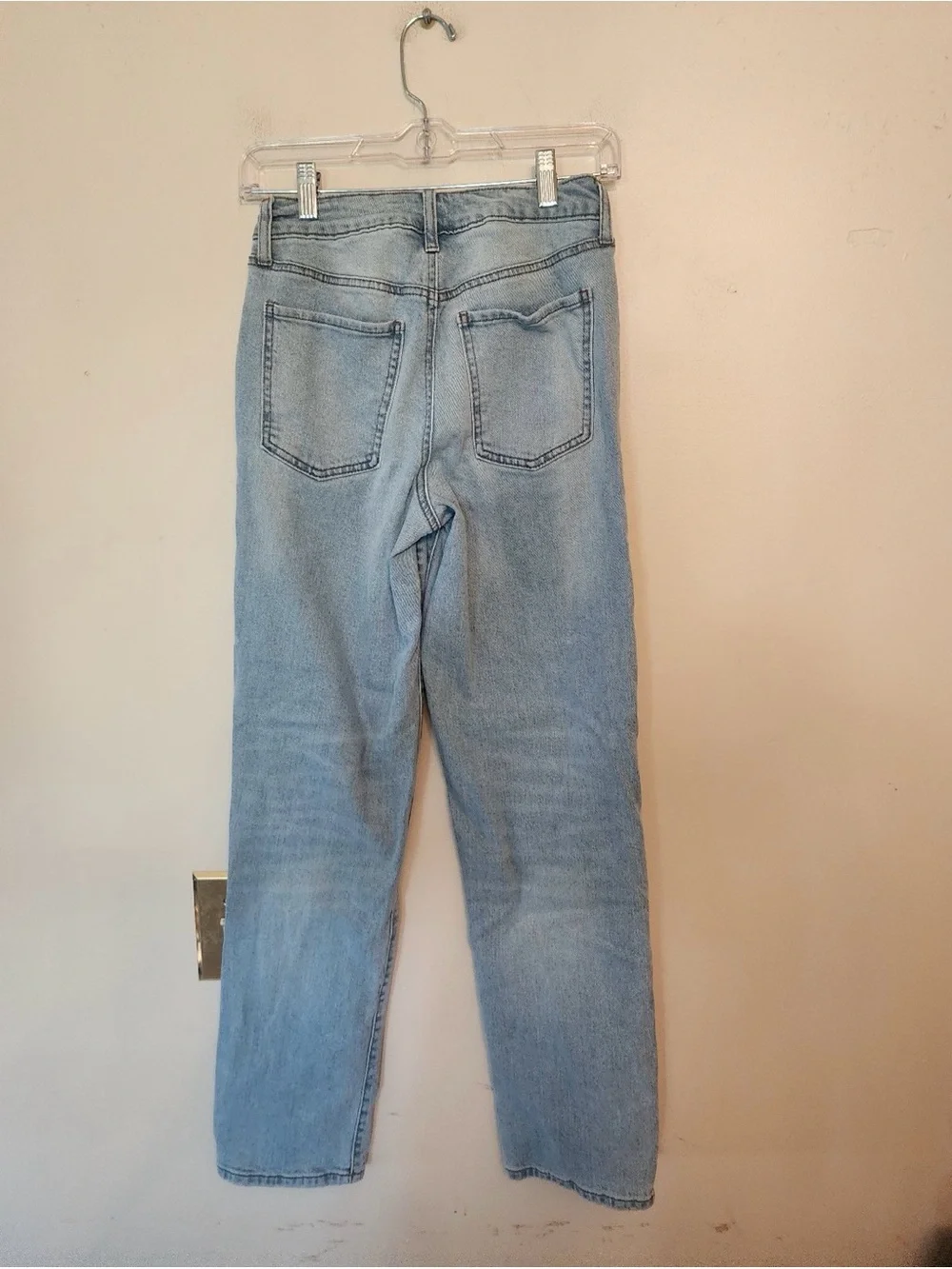 So high rise loose fit size 3 regular jeans